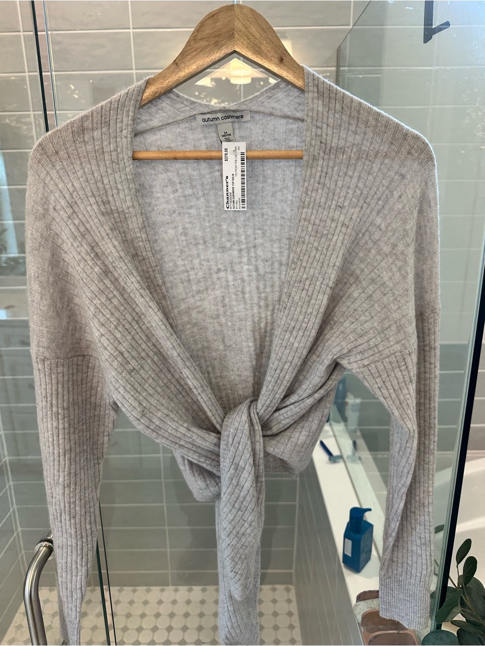 Autumn Cashmere Tie-Front Ribbed Knit Cardigan in Light Gray